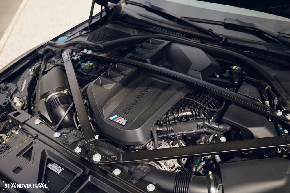 BMW M3 Competition xDrive - 24