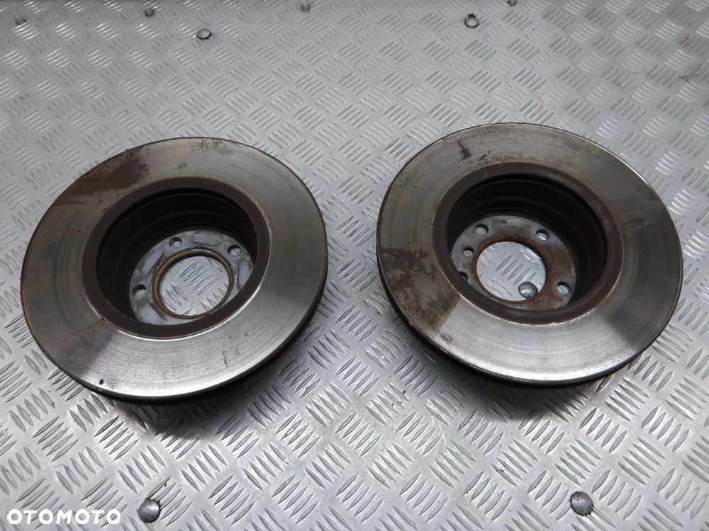 BMW E60 03-07 SEDAN 2.0B TARCZE HAMULCOWE - 3