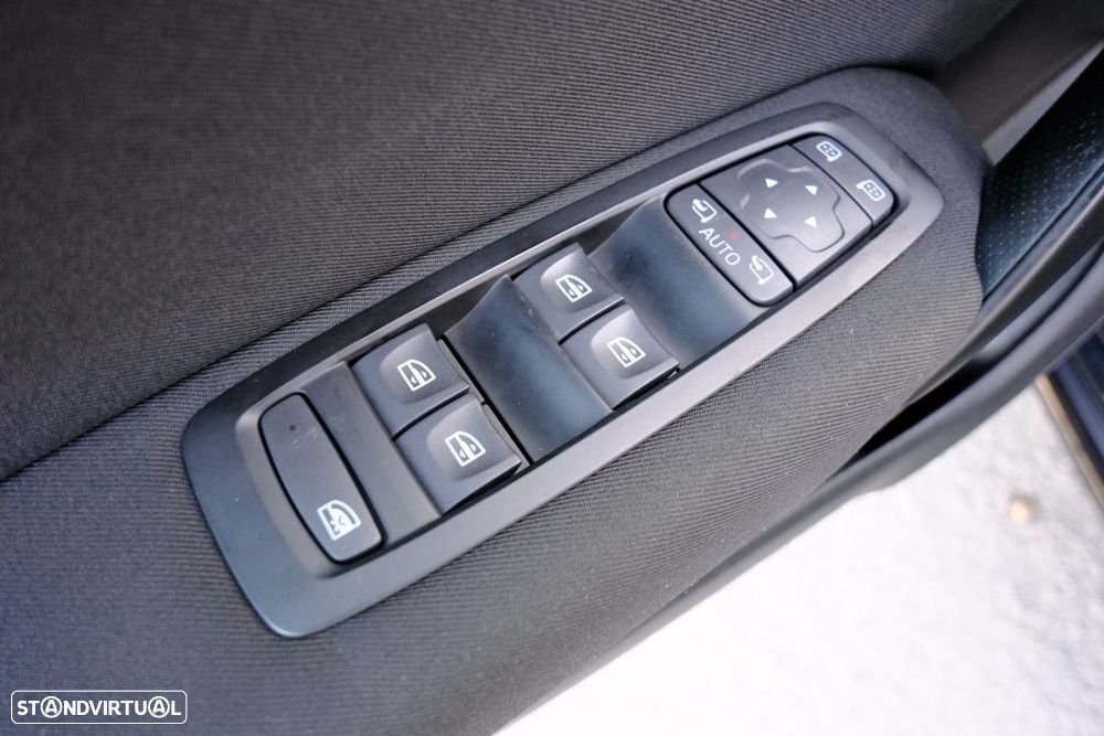 Renault Mégane 1.5 dCi Zen - 27