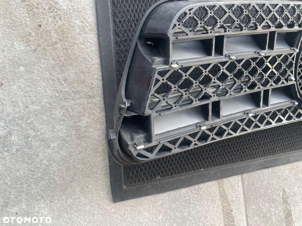 MERCEDES C-KLASA W204 LIFT AMG 11- GRILL ATRAPA CHŁODNICY A2048802183 - 5