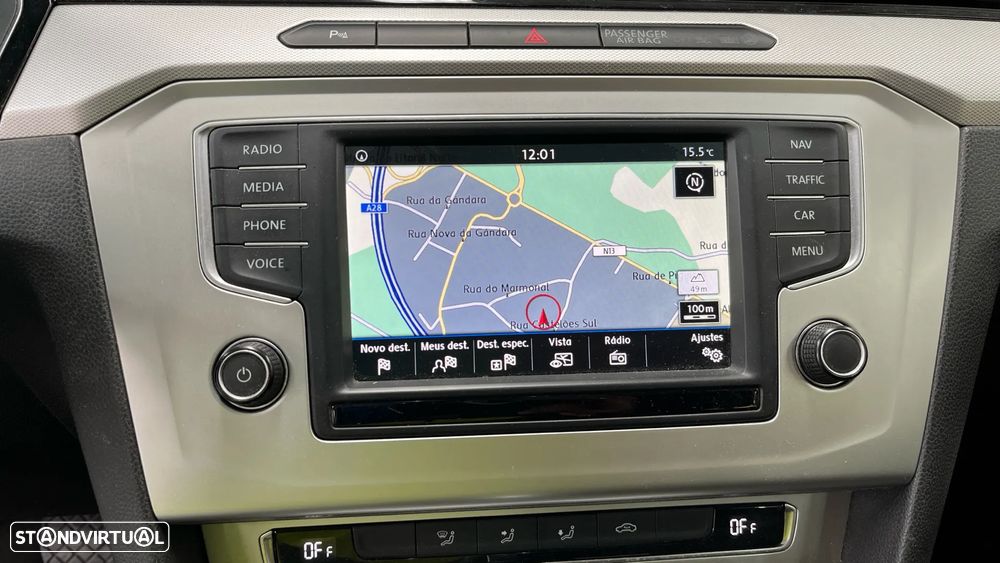 VW Passat Variant 2.0 TDI Confortline DSG - 20