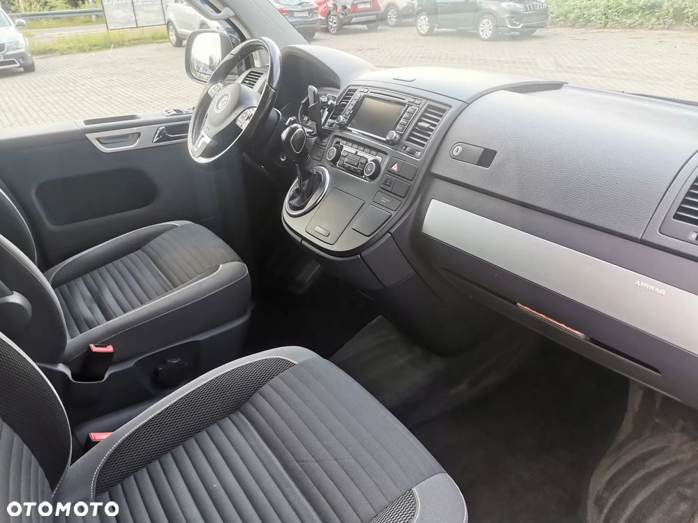 Volkswagen Multivan - 17