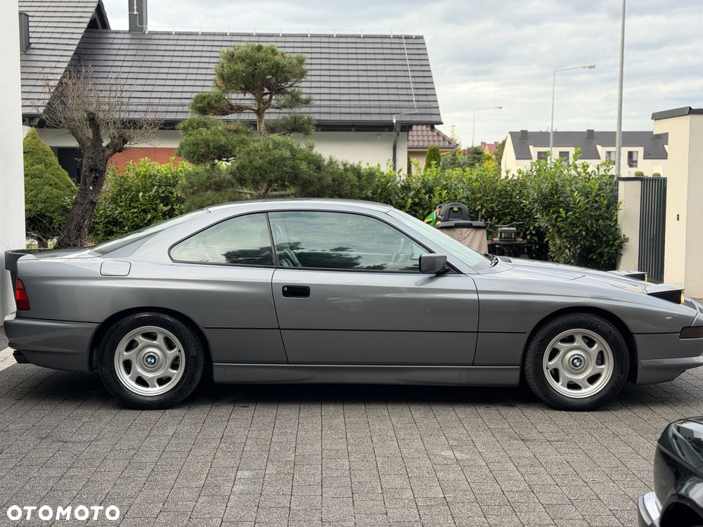 BMW Seria 8 - 16
