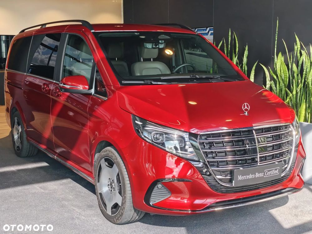 Mercedes-Benz Klasa V 300 d 4-Matic 9G-Tronic Exclusive (d³ugi) - 2