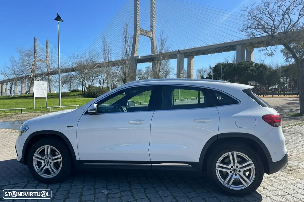 Mercedes-Benz GLA 250 e 8G-DCT Progressive - 3