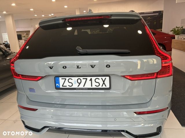 Volvo XC 60 B4 B Plus Dark - 5