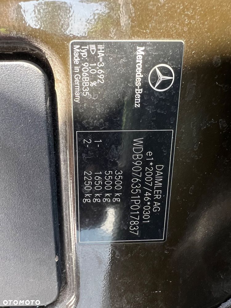 Mercedes-Benz SPRINTER 907 Maxi - 30