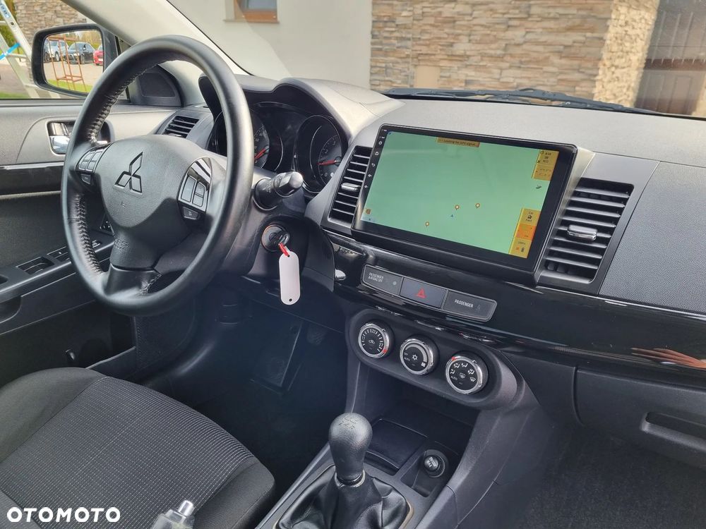 Mitsubishi Lancer - 17