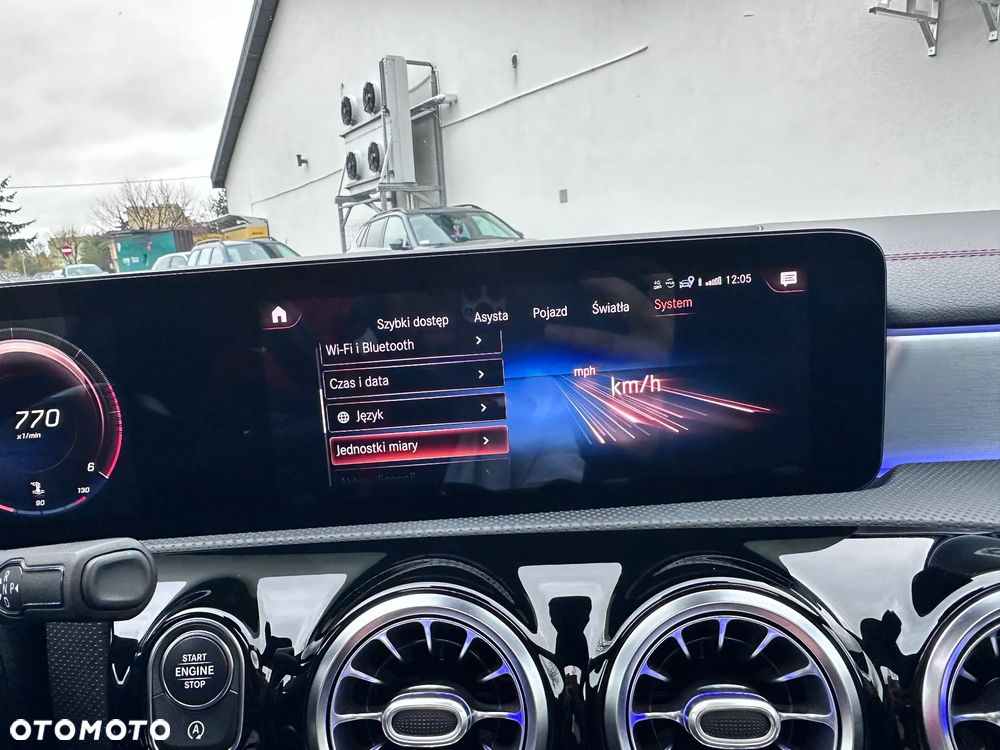 Mercedes-Benz CLA 200 d Shooting Brake 8G-DCT AMG Line Advanced Plus - 30