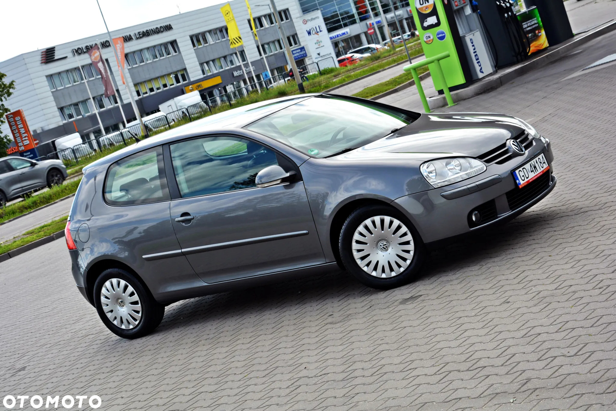 Volkswagen Golf 1.6 Automatik Goal - 3