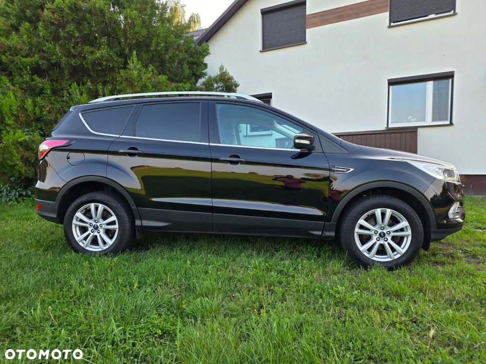 Ford Kuga 1.5 EcoBoost 2x4 Cool & Connect - 3