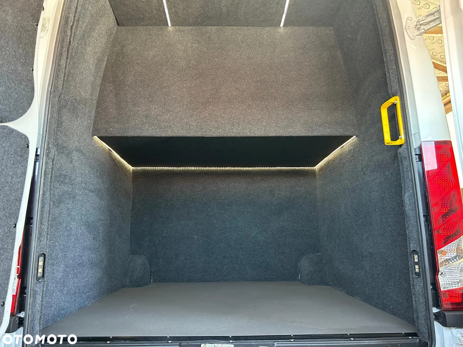 Iveco Daily 35S18 - 26
