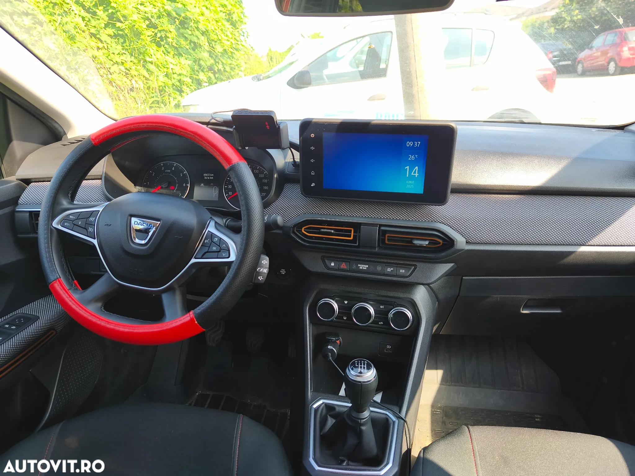 Dacia Sandero TCe 90 Essential - 5
