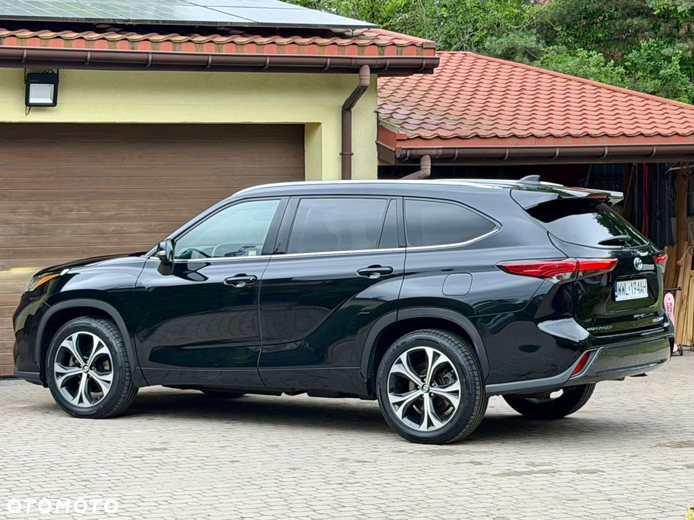 Toyota Highlander 2.5 Hybrid Executive - 11
