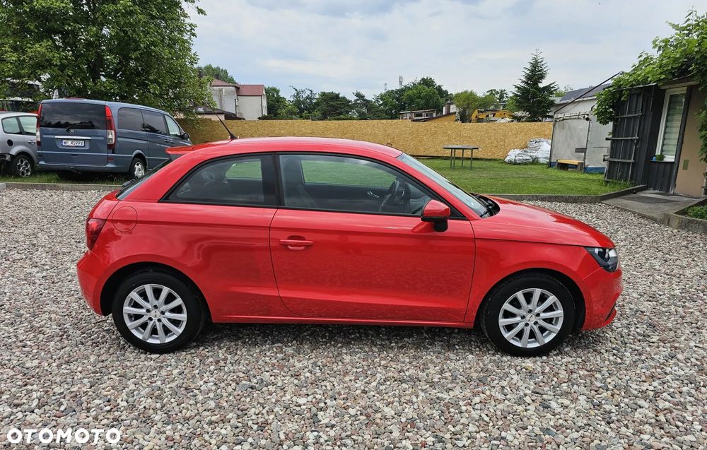 Audi A1 3-drzwiowe 1.2 TFSI Attraction - 3