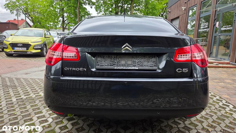 Citroën C5 2.0 16V Confort - 16