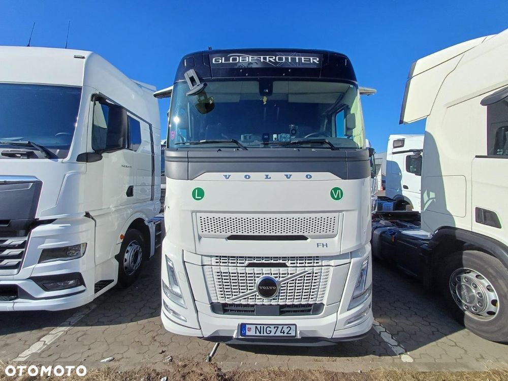 Volvo FH 460 XL i-Save I-ParkCool SideSkirts Mirror Cam - 1