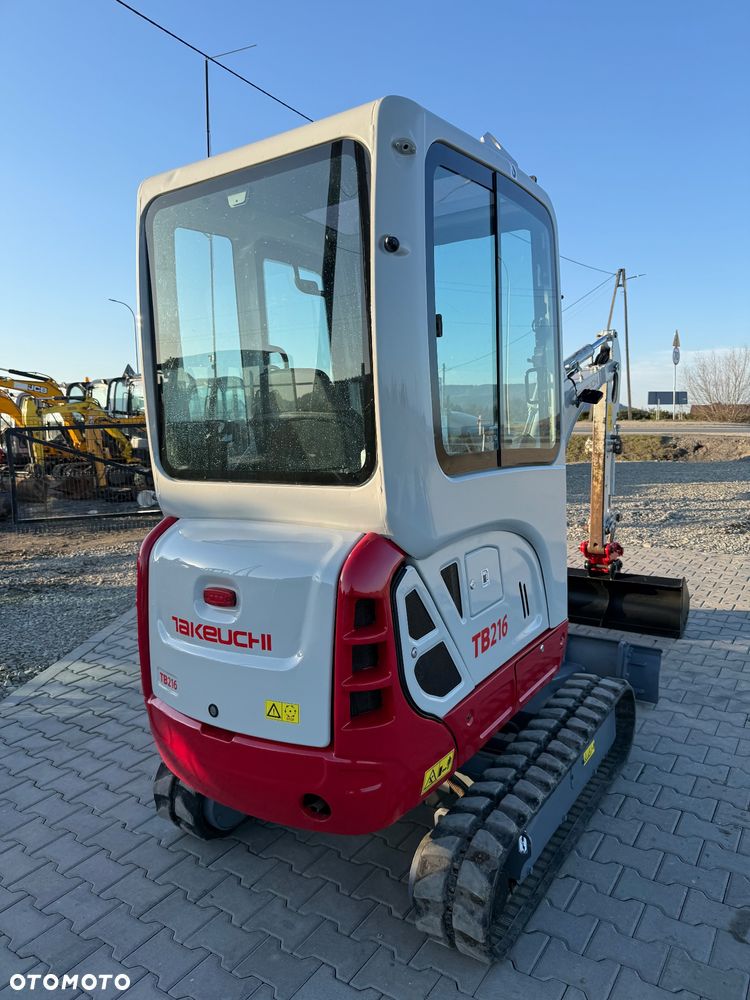 Takeuchi Tb216