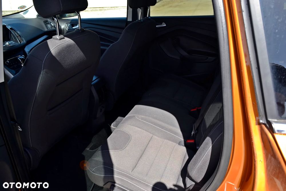 Ford Kuga - 14