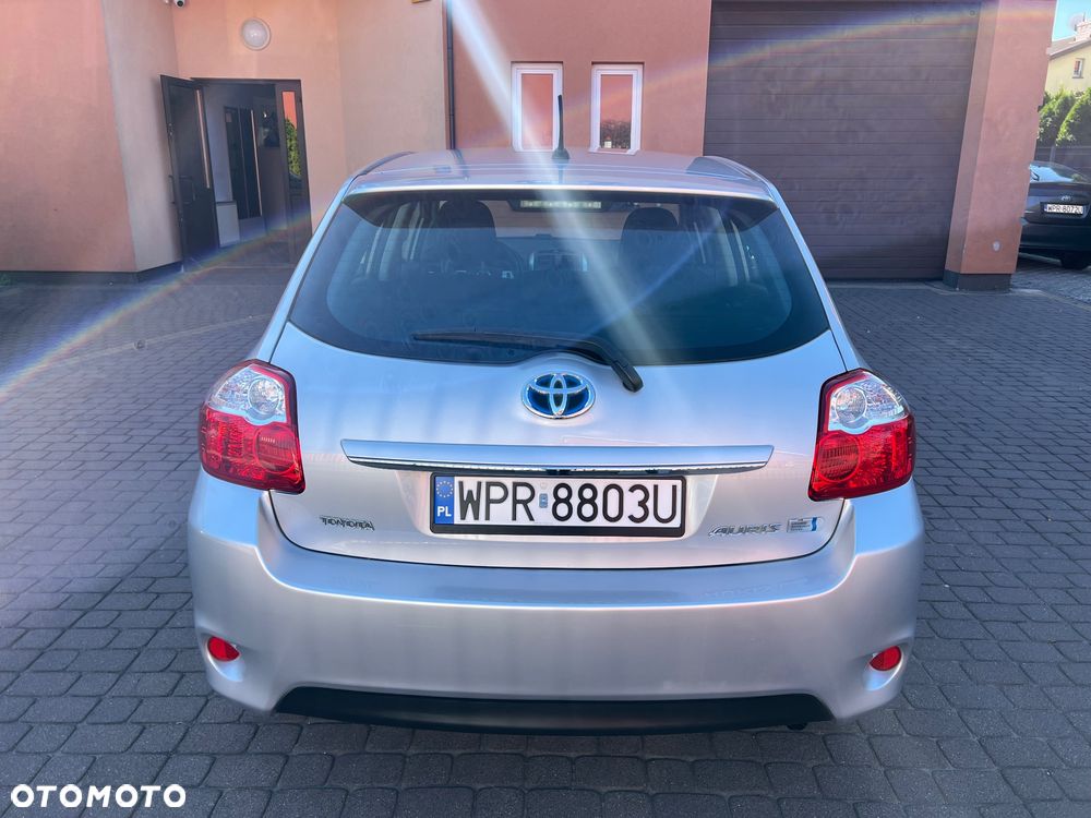 Toyota Auris 1.8 HSD Luna - 16