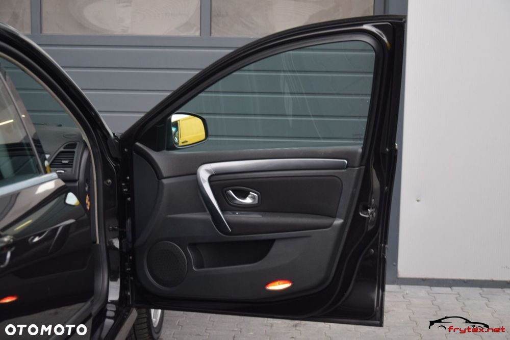 Renault Laguna - 25