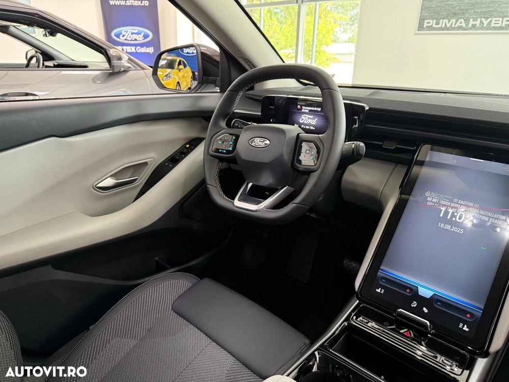 Ford Explorer RWD 77 kWh Extended Range Select - 14