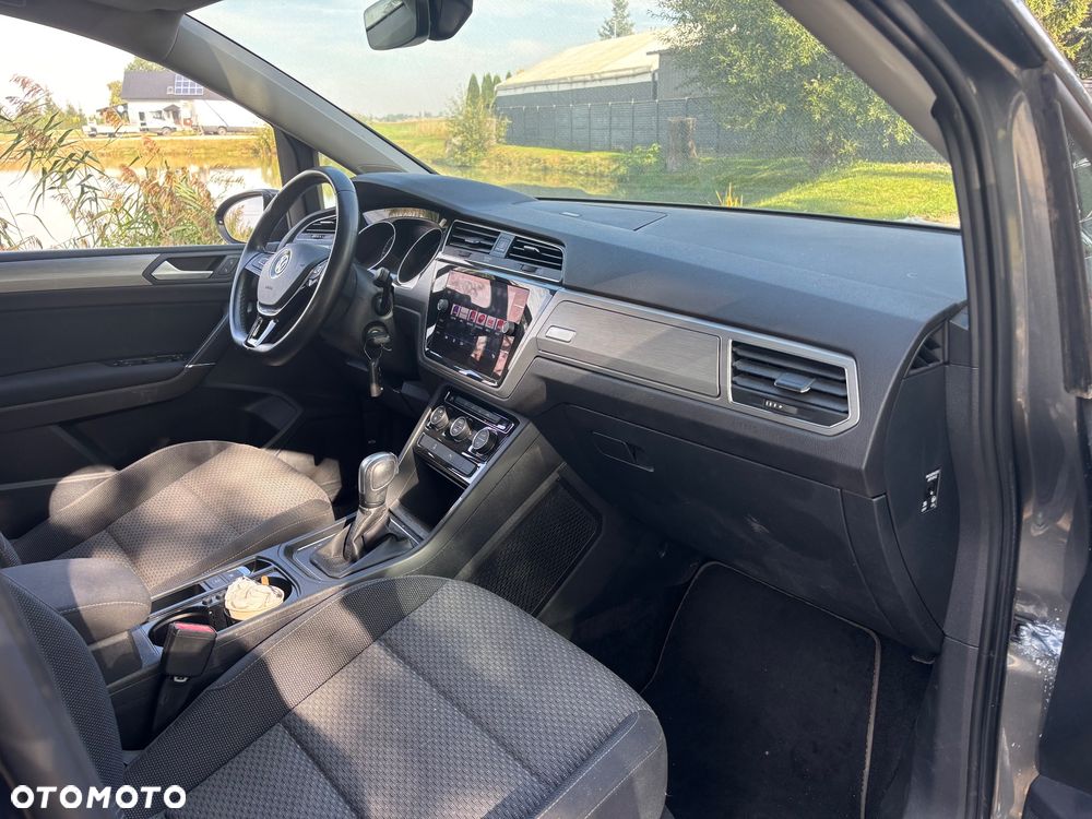 Volkswagen Touran 2.0 TDI SCR DSG Join - 17