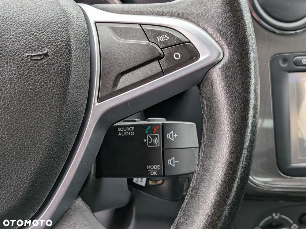 Dacia Sandero 0.9 TCe Laureate S&S EU6 - 25
