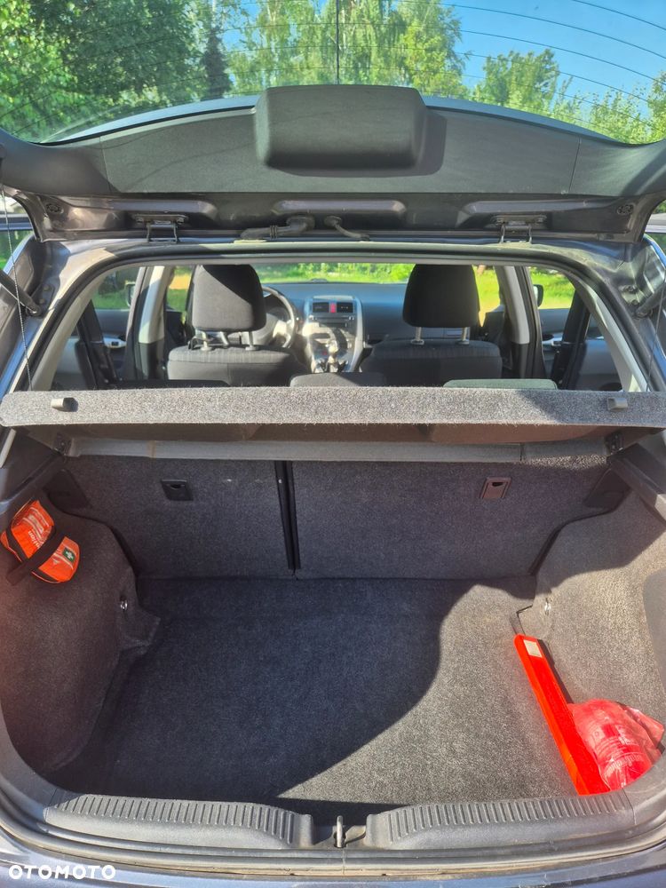 Toyota Auris - 9