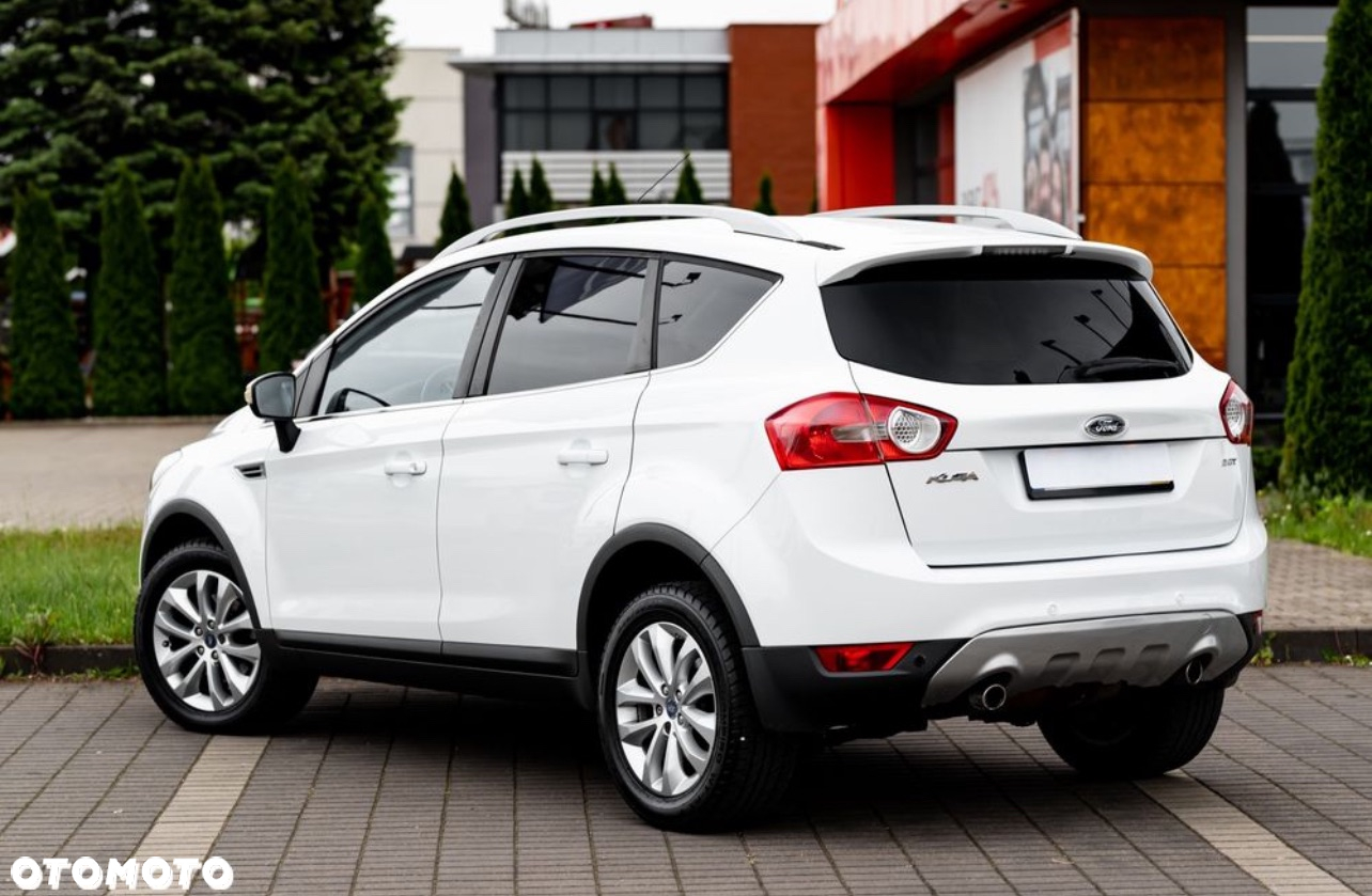 Ford Kuga 2.5 4x4 Titanium - 13
