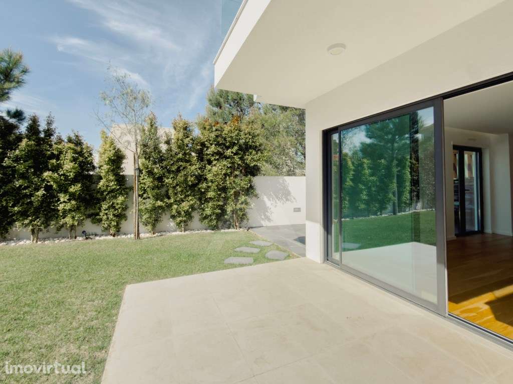 Moradia T3 Contemporânea em Cascais - Grande imagem: 3/47