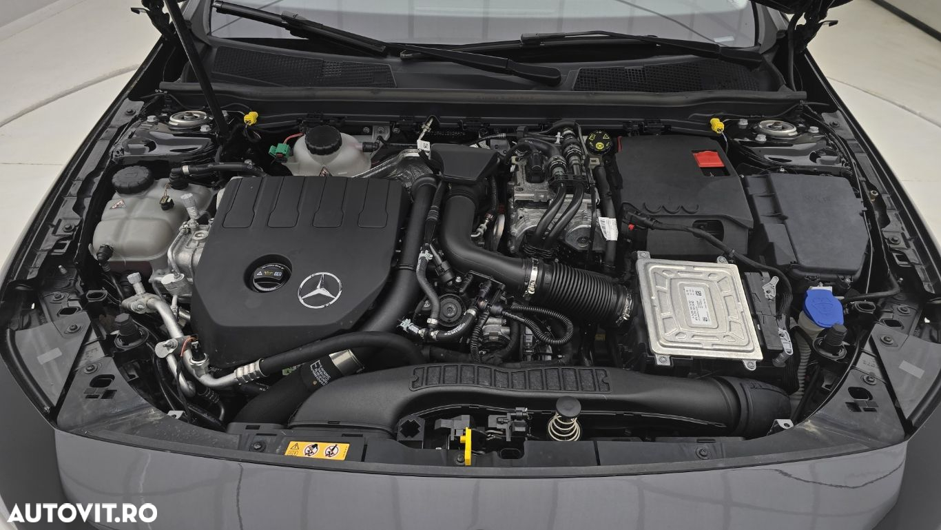 Mercedes-Benz A - 24