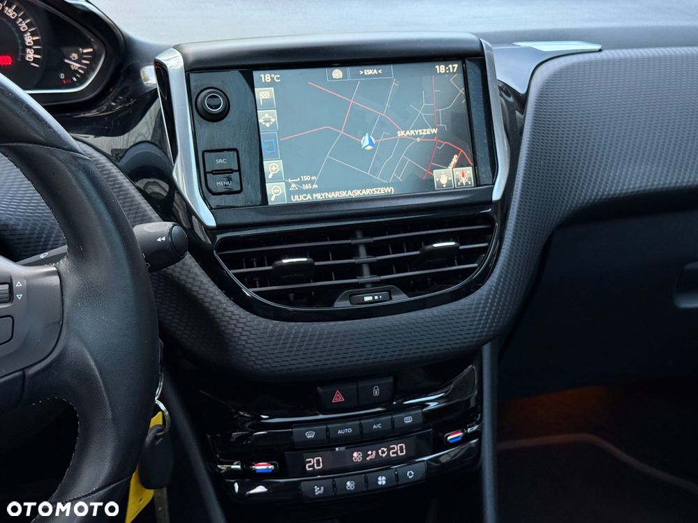 Peugeot 208 PureTech 110 Stop & Start Active - 18