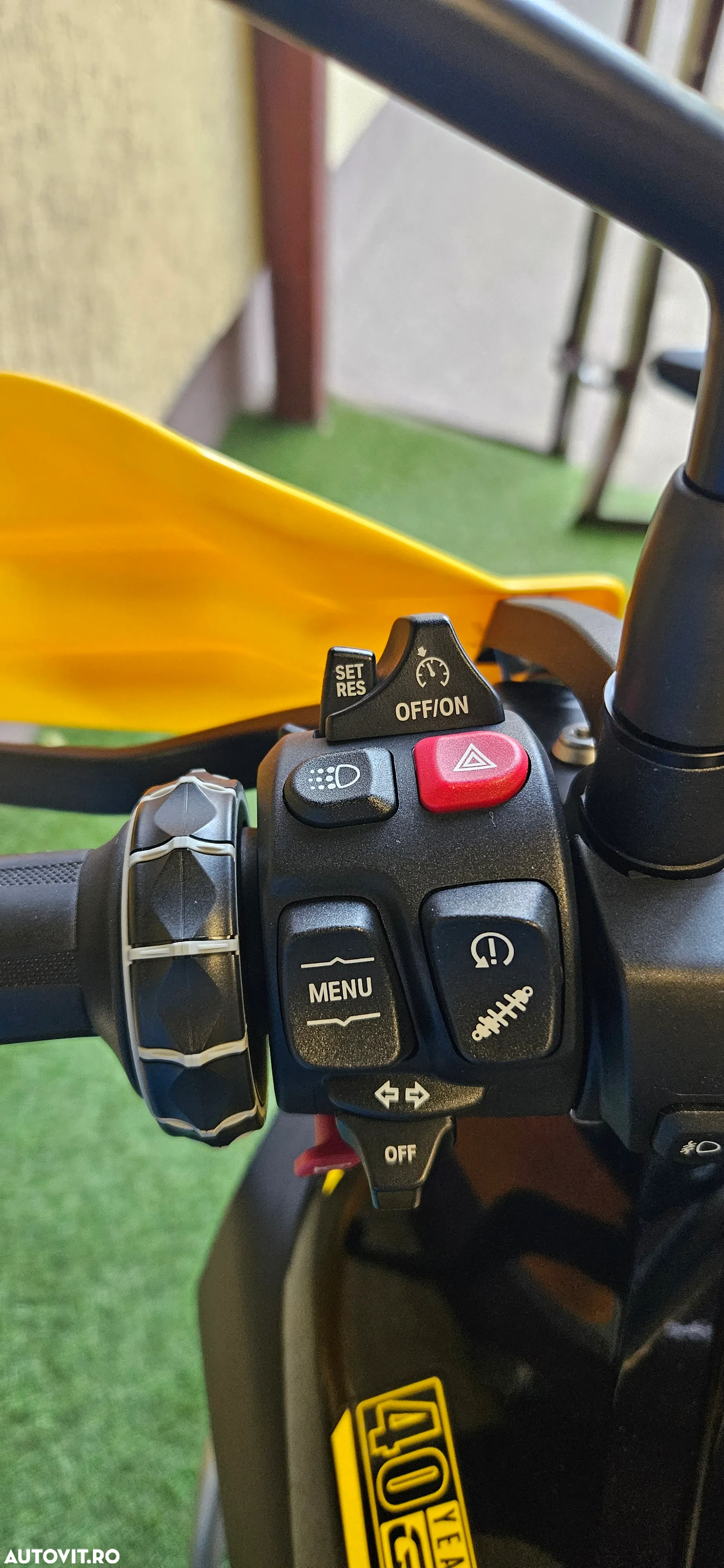 BMW F 750GS 40 Years Edition - 9
