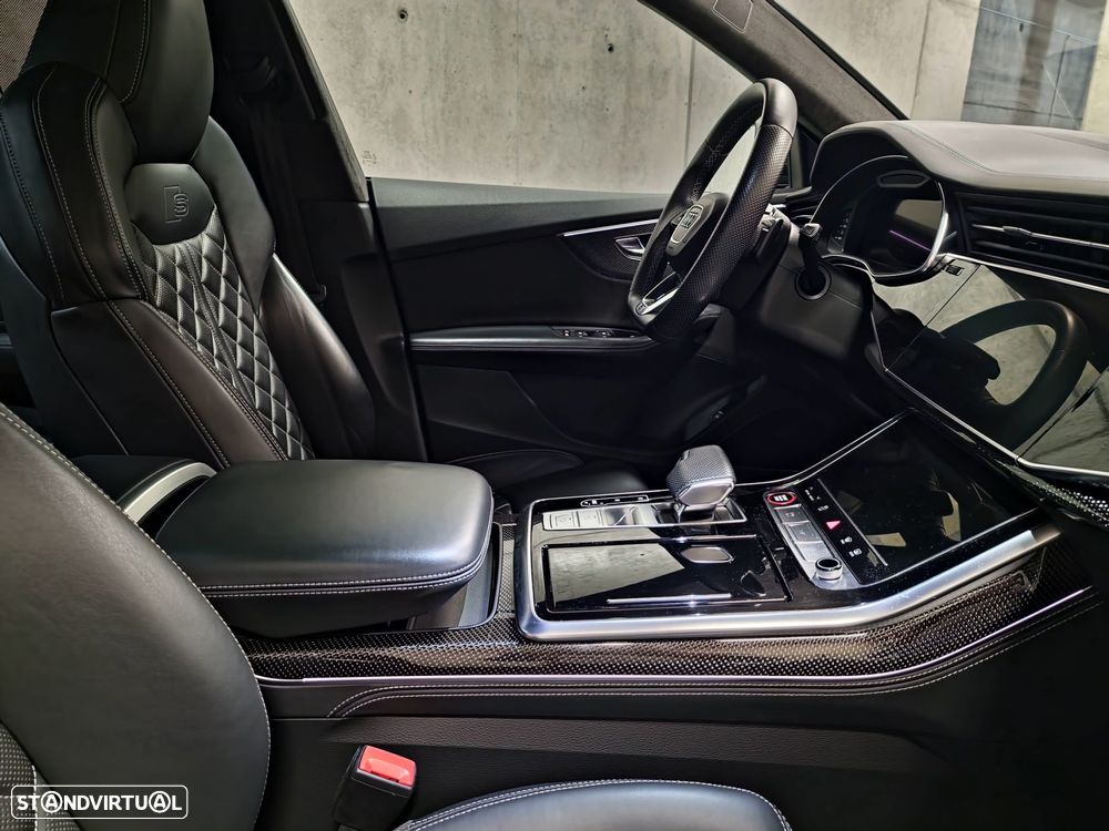 Audi SQ8 - 44