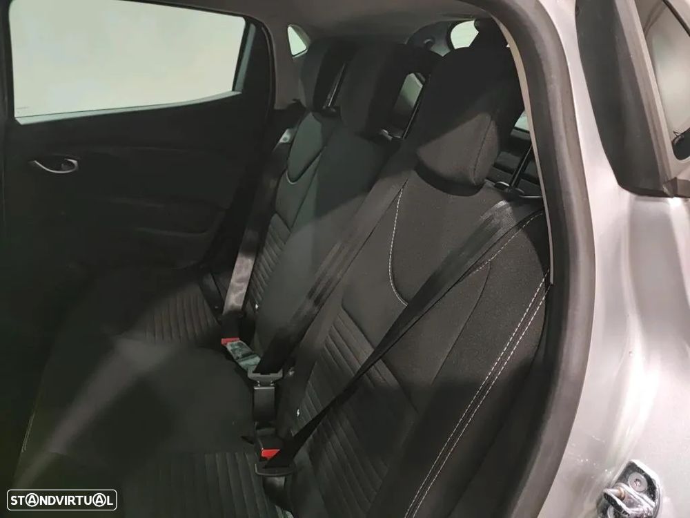 Renault Clio 1.5 dCi Limited EDition - 10