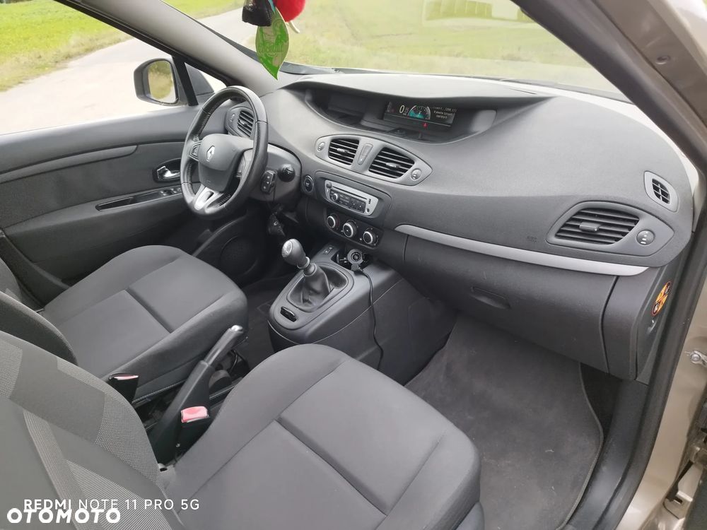 Renault Scenic ENERGY dCi 110 INTENS - 23