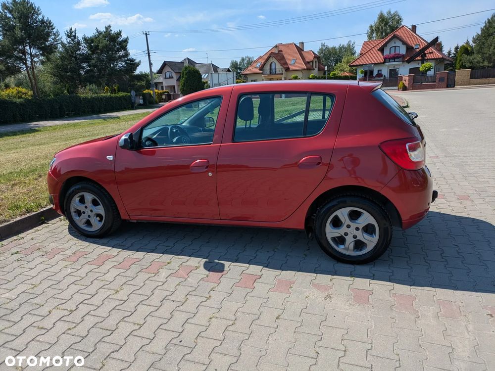 Dacia Sandero - 6