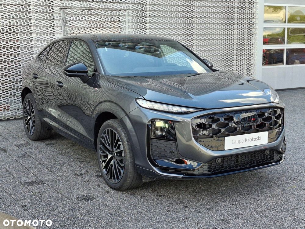 Audi Q3 Sportback - 4