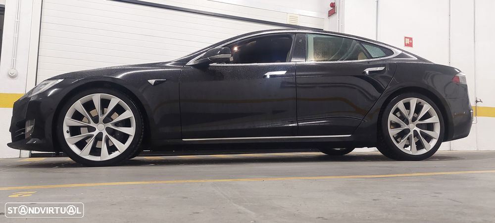 Tesla Model S 100 kWh Long Range Plus AWD - 11