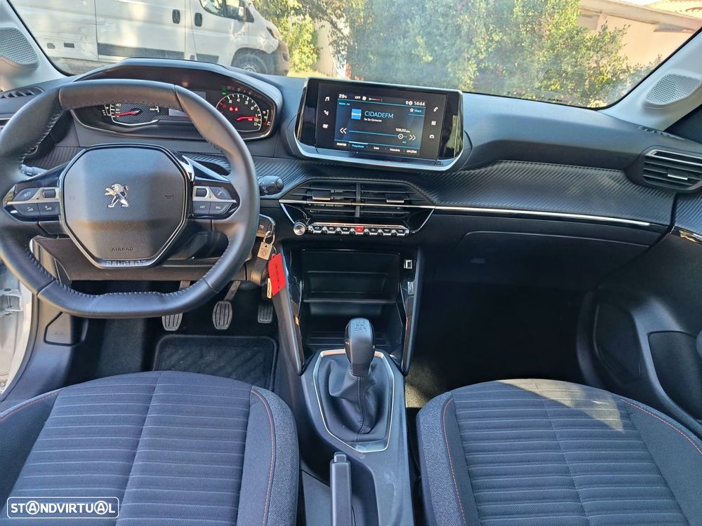 Peugeot 208 1.2 PureTech Active - 8