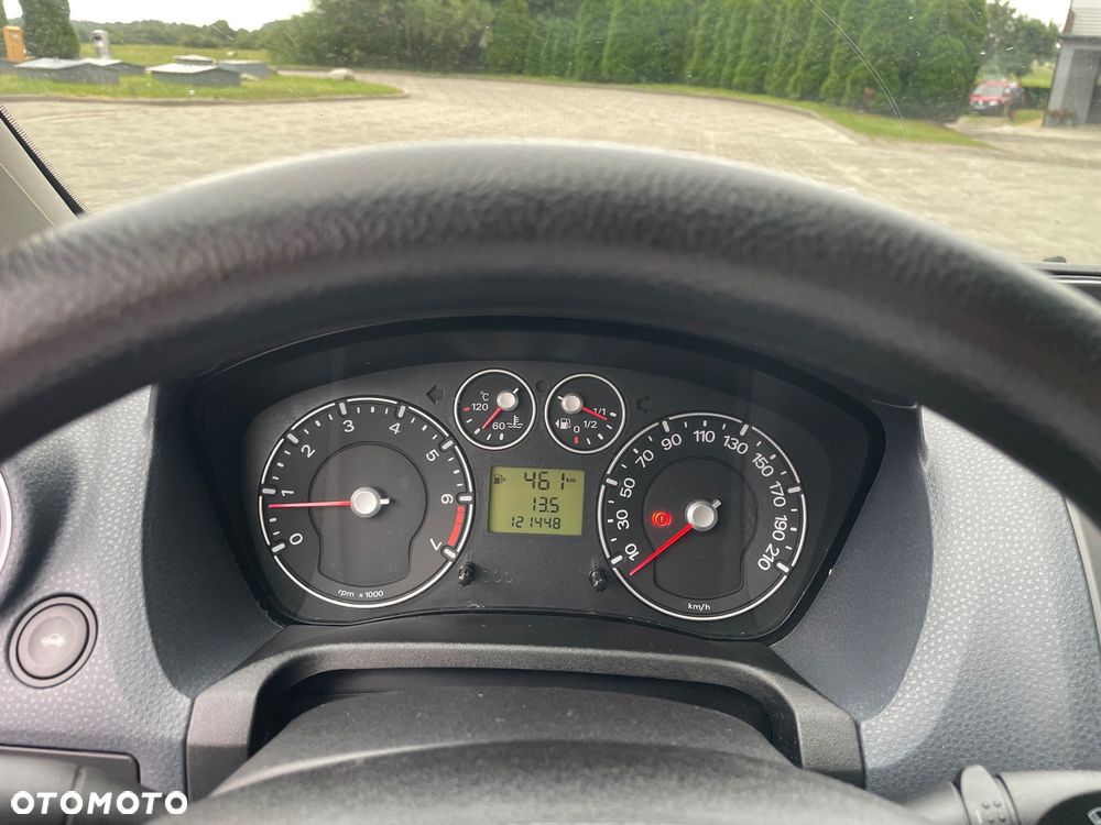 Ford Fiesta 1.3 Ambiente - 19