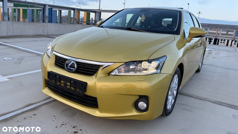 Lexus CT 200h Prestige - 1