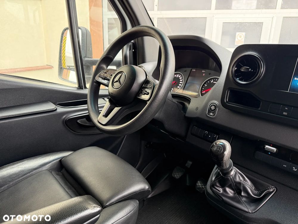 Mercedes-Benz Sprinter 516 CDI Izoterma Winda - 30
