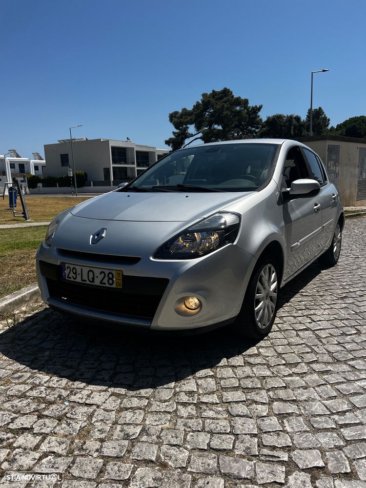 Renault Clio 1.2 16V Dynamique Sport Edition - 1