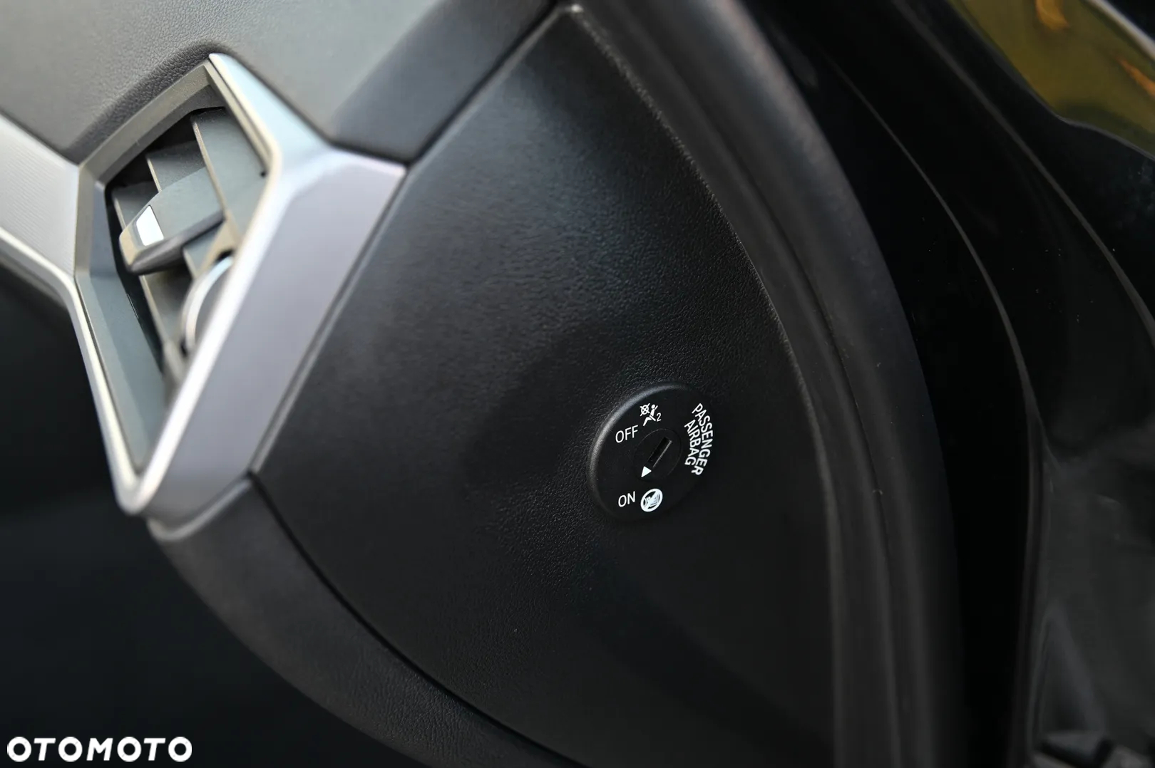 BMW Seria 3 - 27
