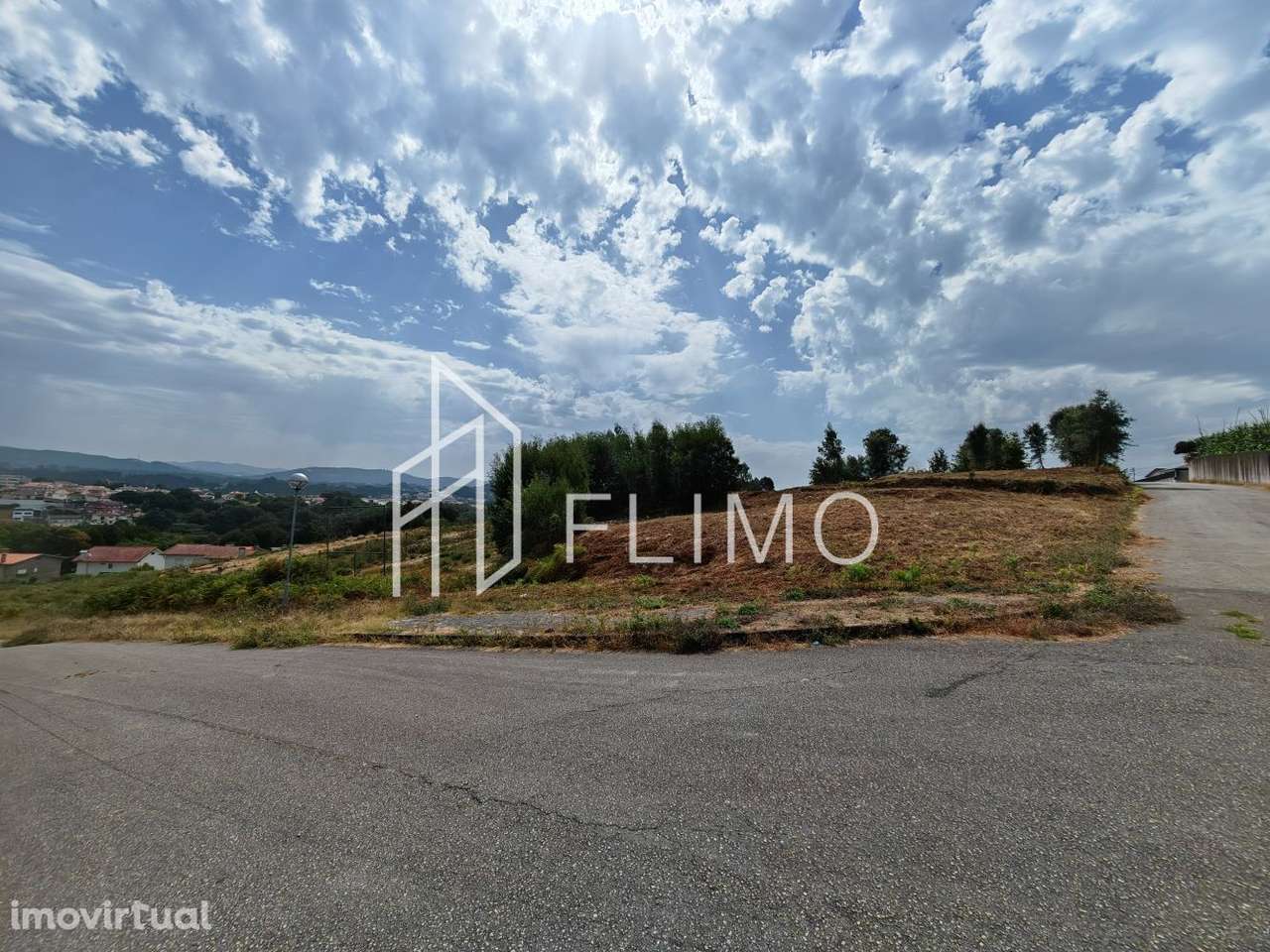 Terreno para construção de moradias em Cucujães - Grande imagem: 2/14