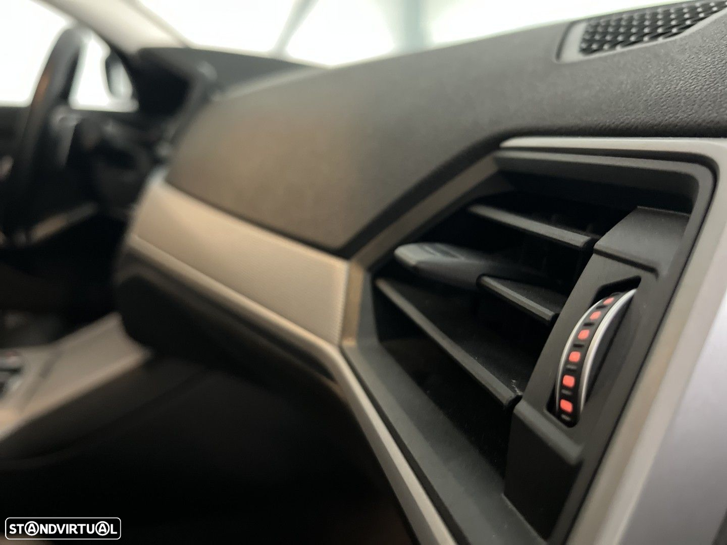 BMW 330 - 29