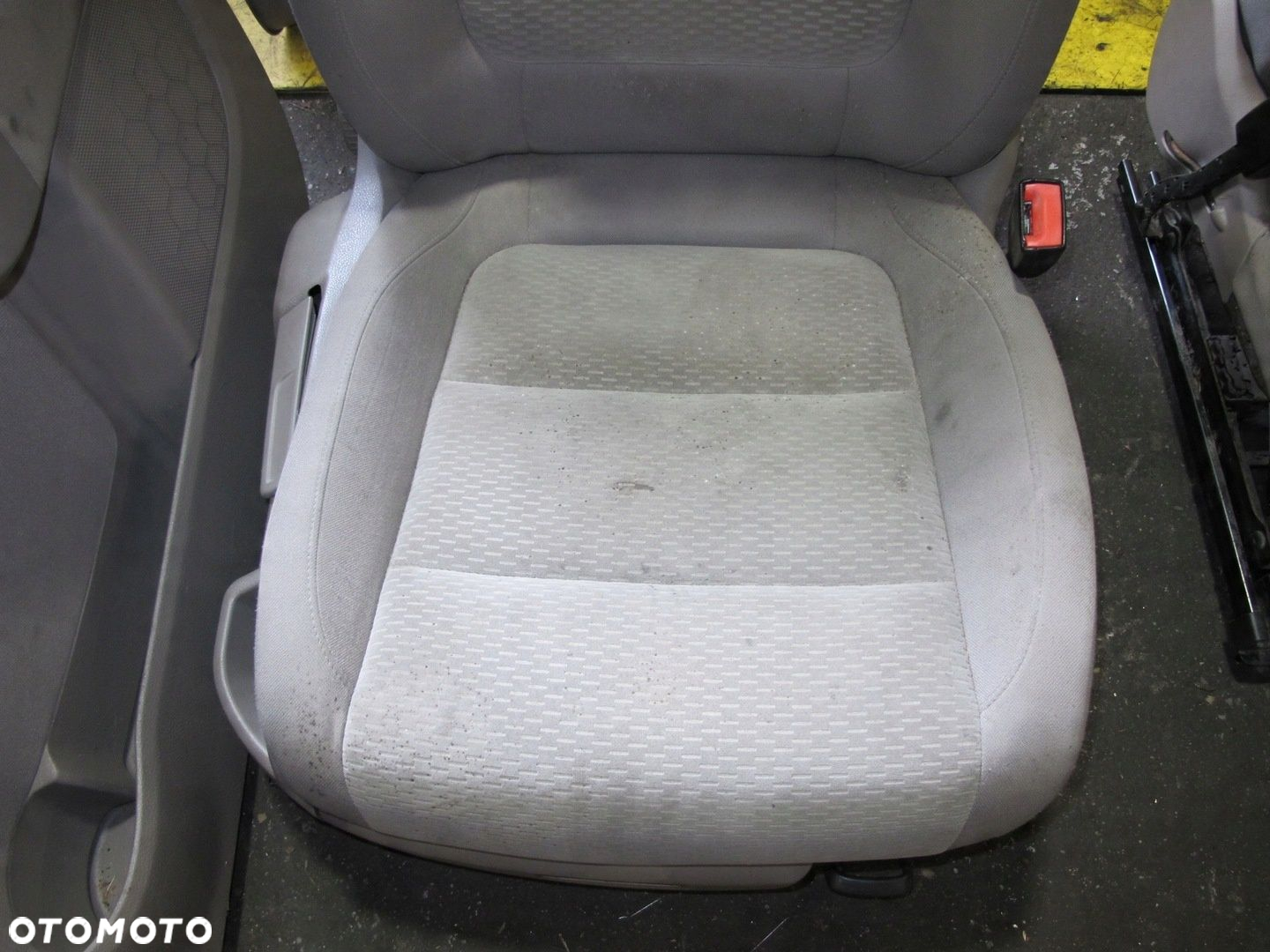 VW GOLF PLUS FOTELE KANAPA BOCZKI DRZWI KPL EU - 3