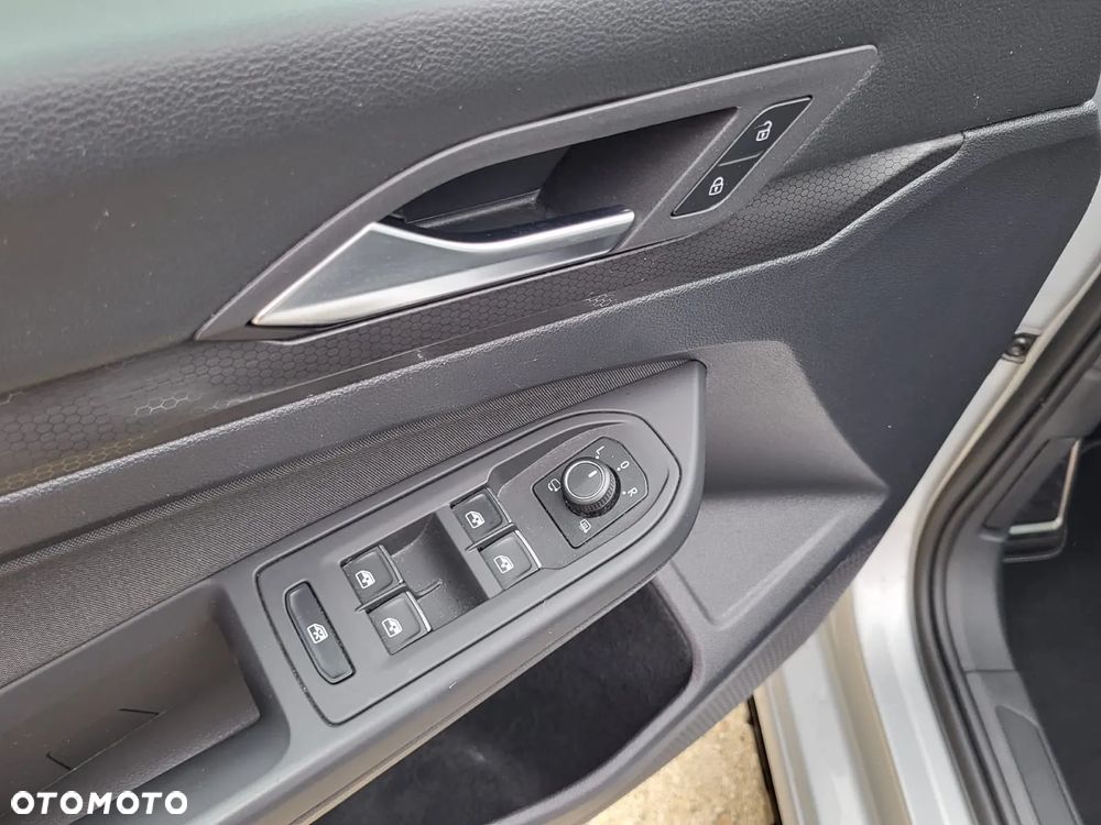 Volkswagen Golf VIII 2.0 TDI GTD DSG - 26